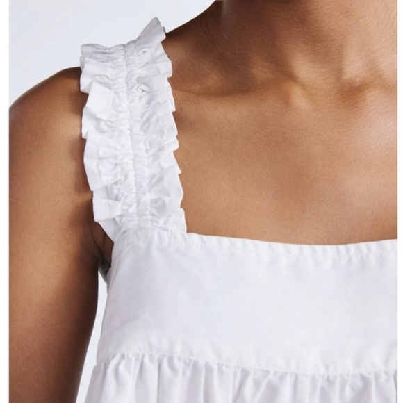 HP 🎉NWT Free Assembly white button back, embroidered, scalloped tank top sz L - Picture 3 of 5